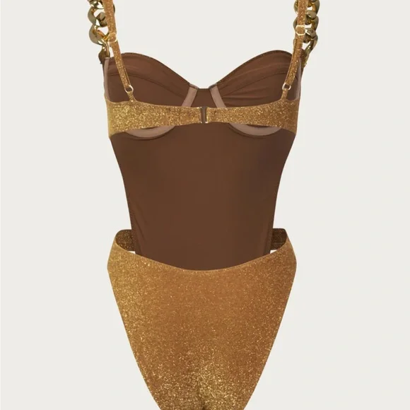 Elegant Gold Bikini with Chain Straps - Picture 3 of 3